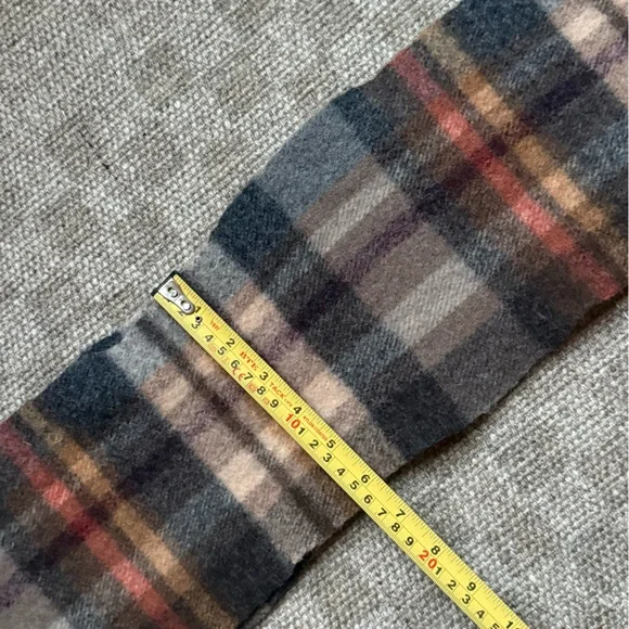 Vintage 100% Wool Plaid Scarf made in Ireland Browns and Tans - Picture 7 of 8